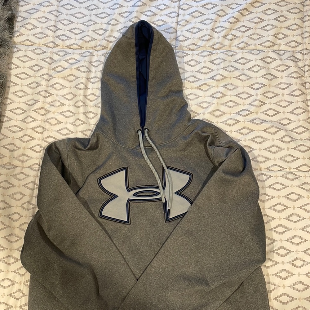 Mens Medium Underarmour